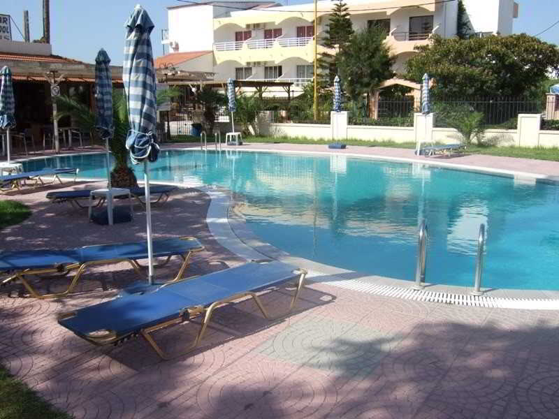 Lyristis Dinos Studios & Apartments Faliraki Bagian luar foto