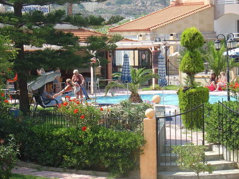 Lyristis Dinos Studios & Apartments Faliraki Bagian luar foto