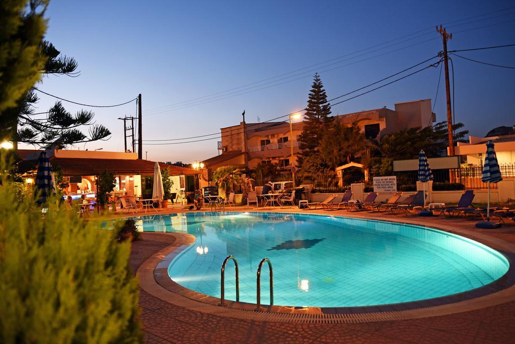 Lyristis Dinos Studios & Apartments Faliraki Bagian luar foto