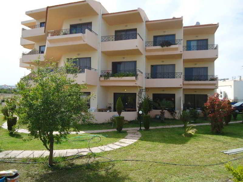 Lyristis Dinos Studios & Apartments Faliraki Bagian luar foto